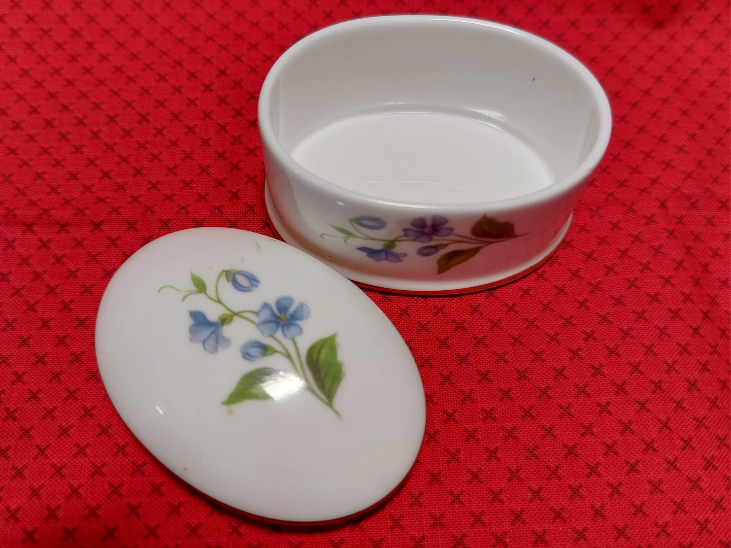Vintage Aristocrat Bone China Bell & Trinket Box Set - photo 3