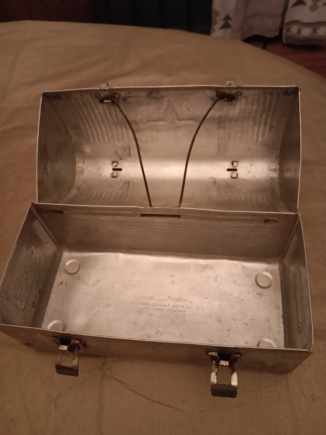 Vintage Metal Lunchbox - photo 2