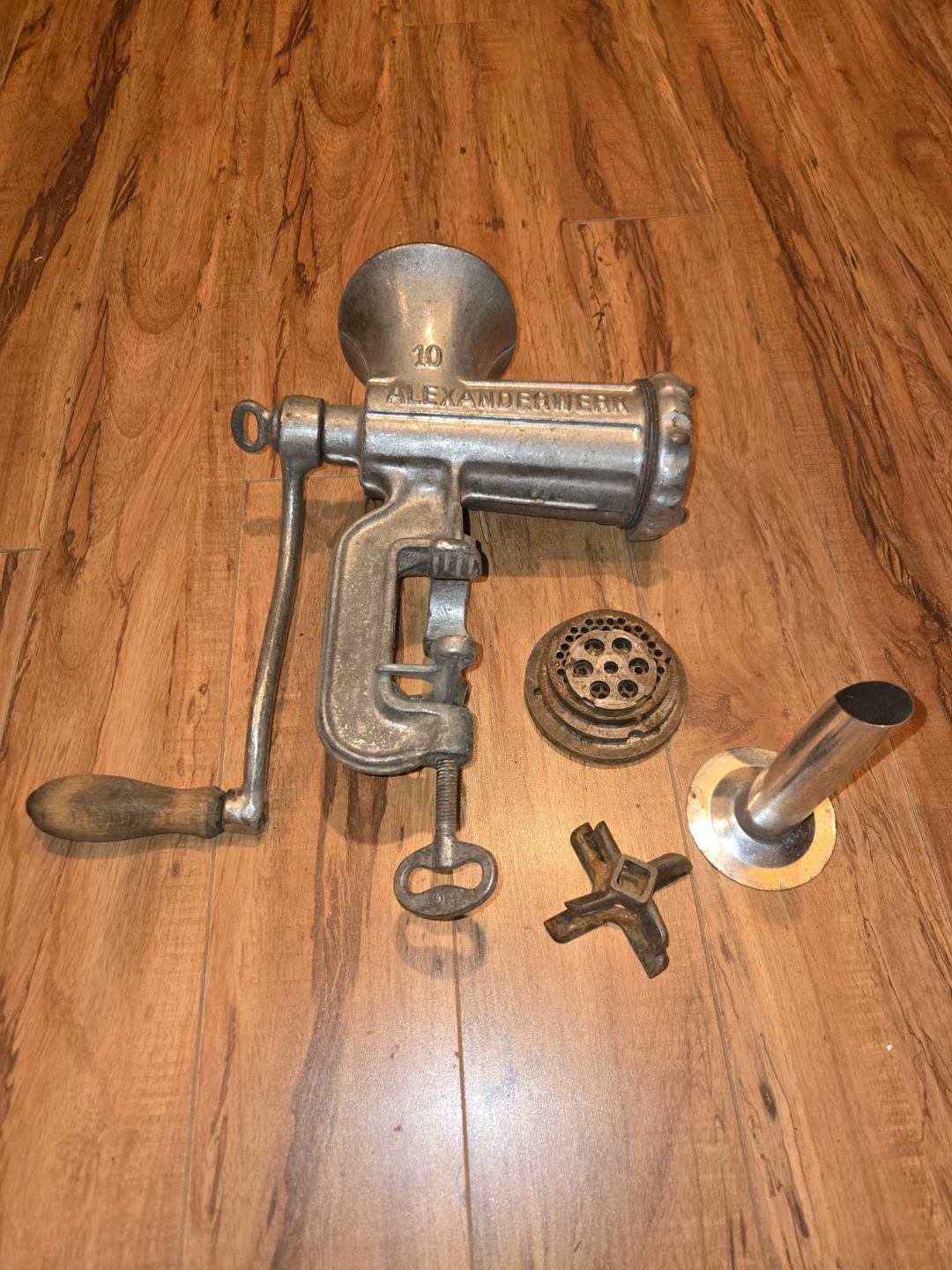 ALEXANDERWERK No. 10 Meat Grinder with Accessories - photo 2