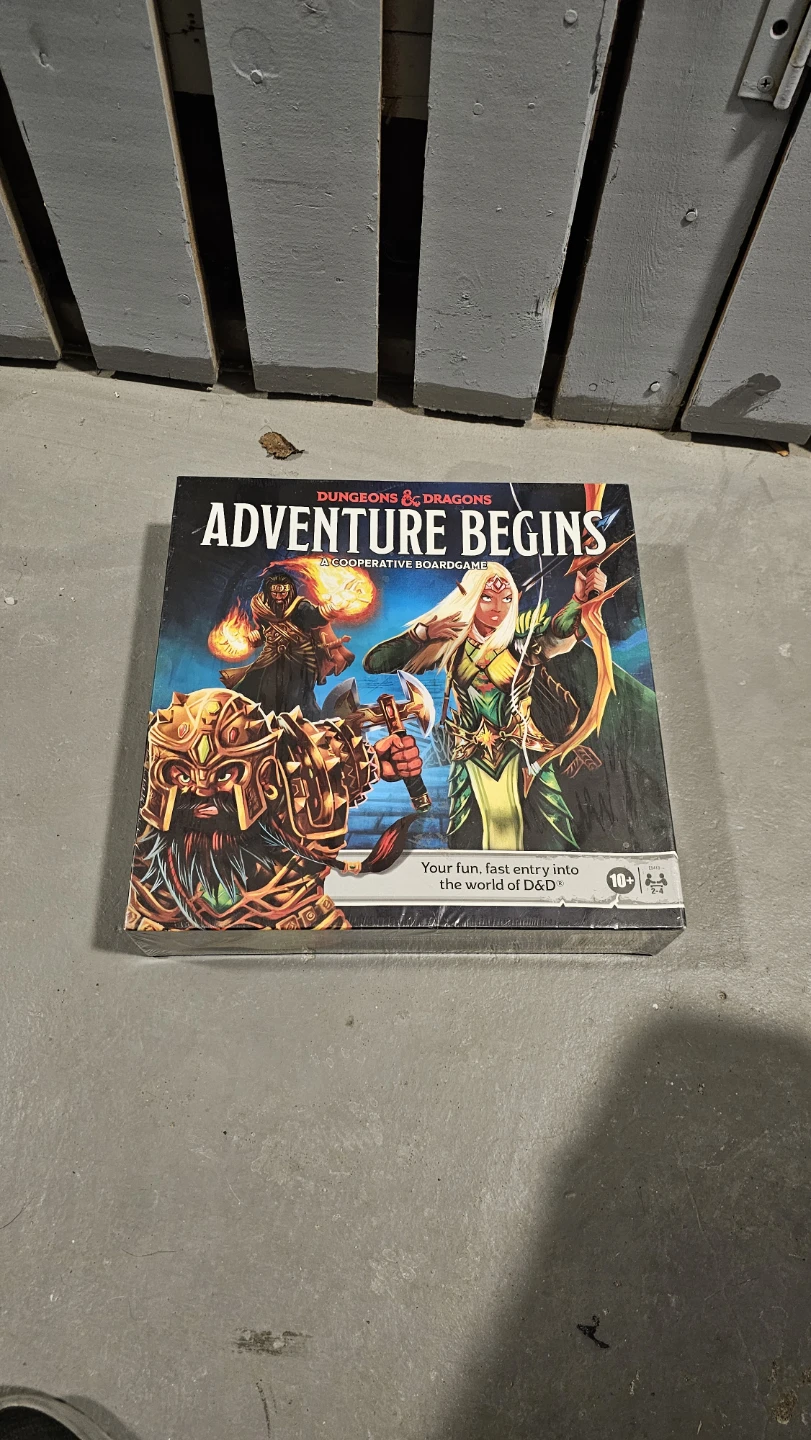 Dungeons & Dragons Adventure Begins Board Game New Sealed