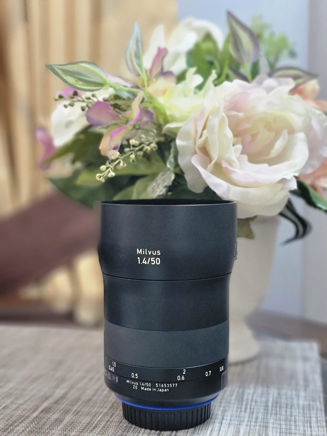 Zeiss Milvus 50mm f/1.4 ZE Canon Mount Premium German Optics