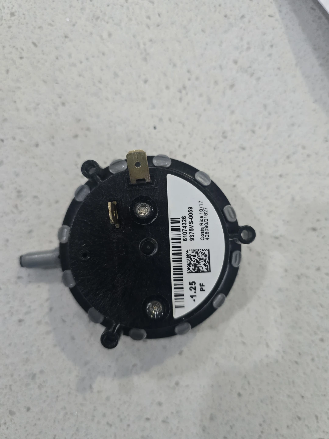 Hot water Air Pressure Switch - photo 2