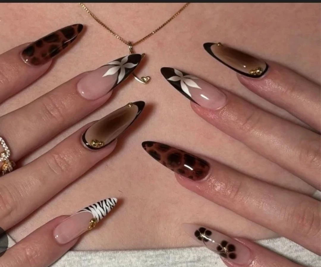 Custom Designed Press-On Nails - photo 5