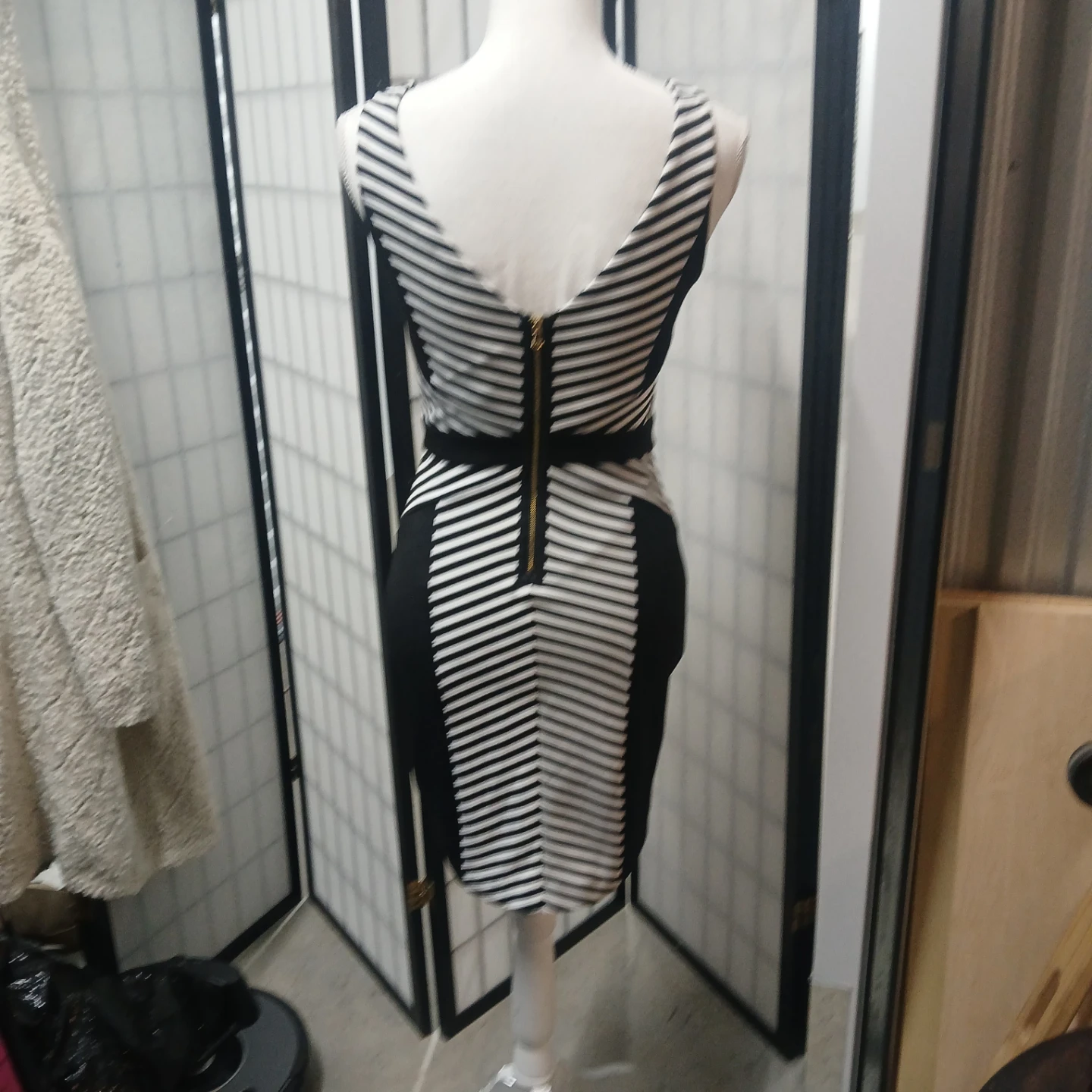 Guess Striped Sheath Dress - photo 2