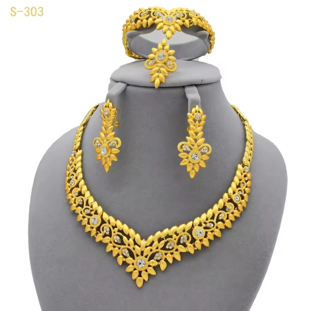 Gold-tone Leaf Design Jewelry Set with Clear Stones