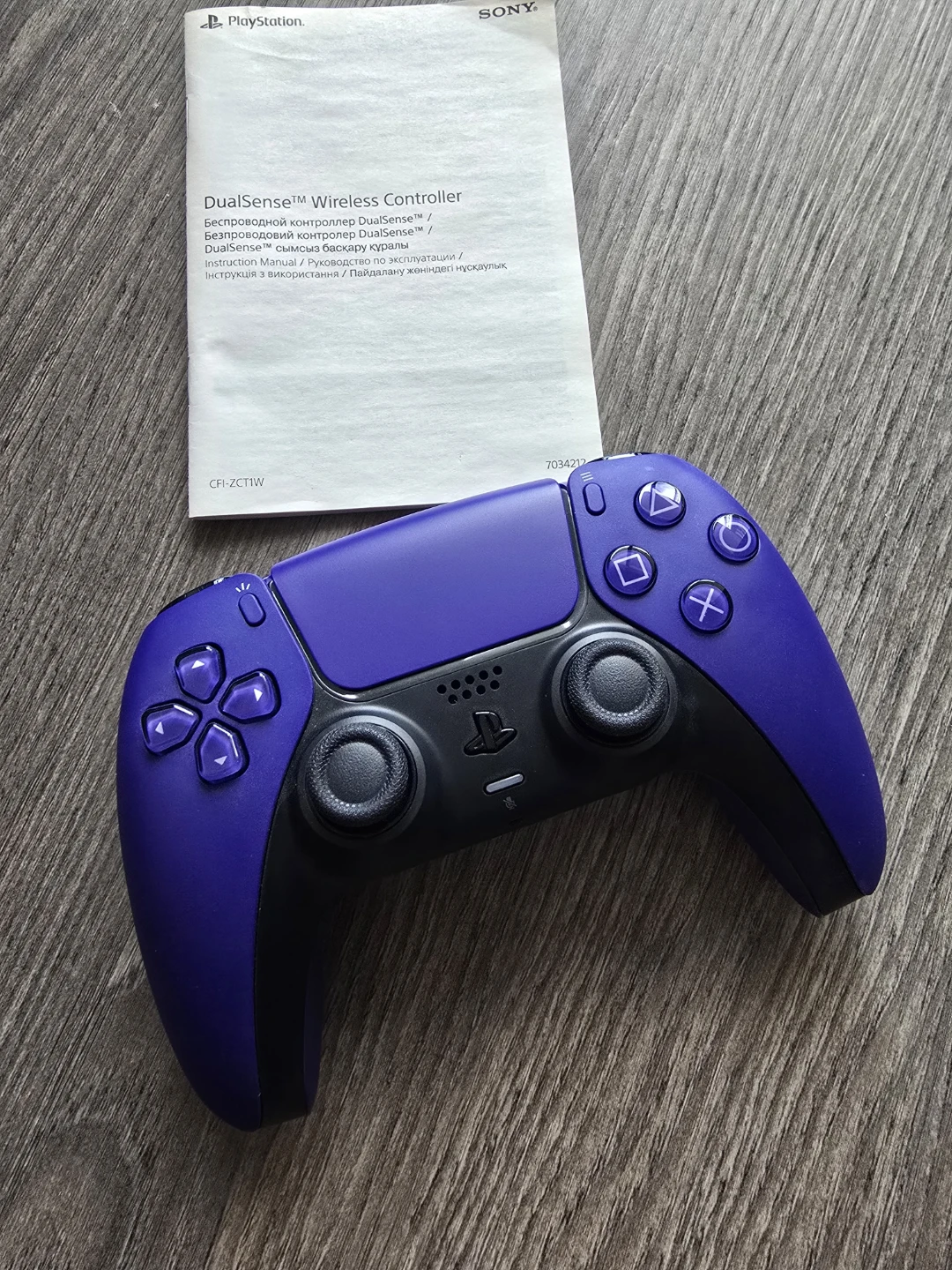 PlayStation DualSense Wireless Controller - Purple