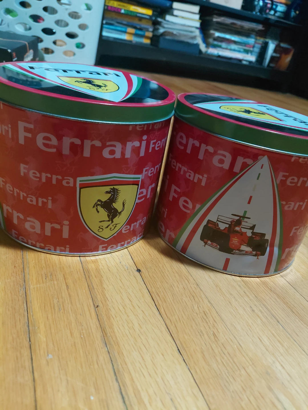Ferrari Cup and Saucer Set 4 cups 4 saucers - photo 2