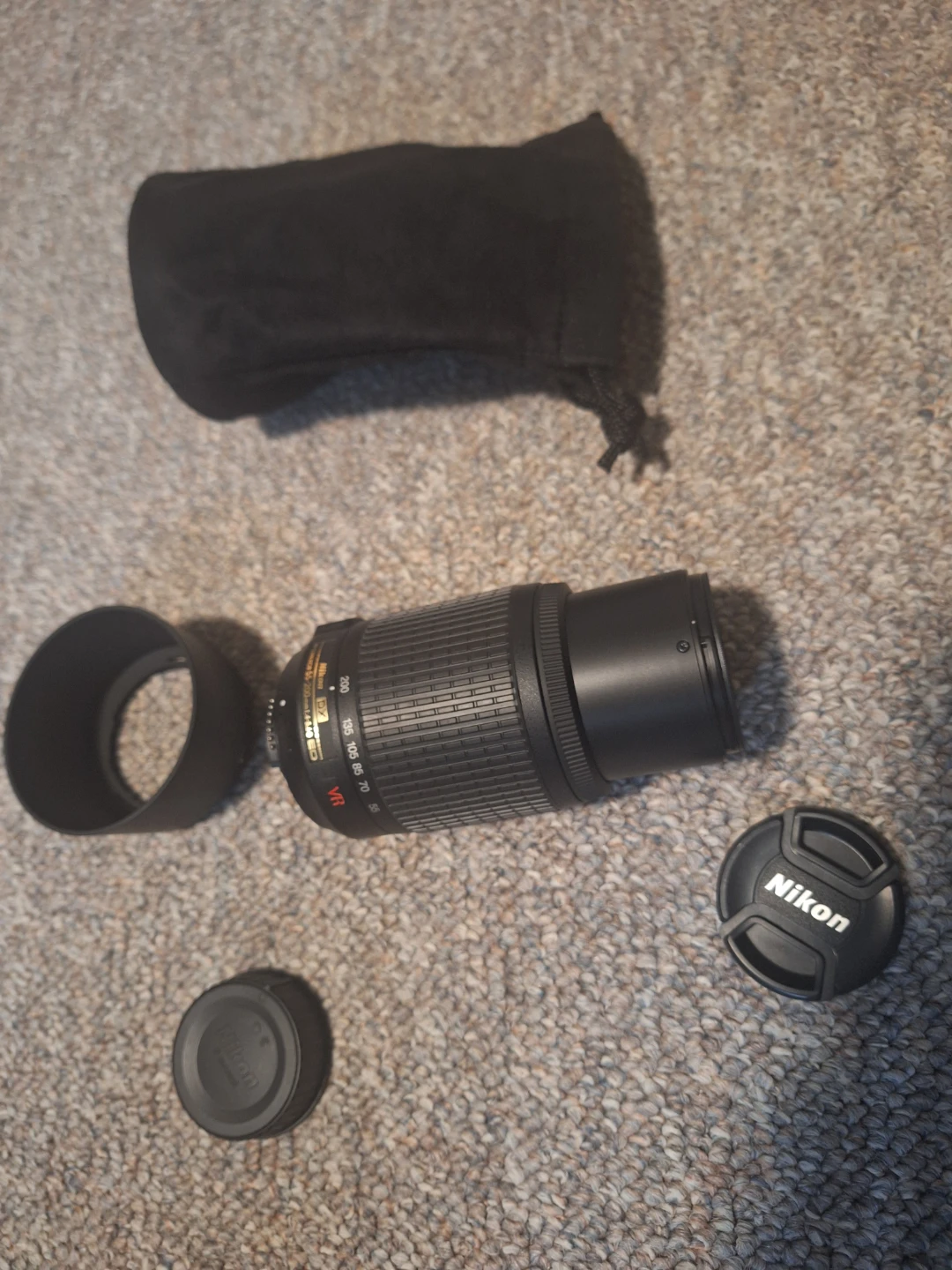Nikon AF-S DX NIKKOR 55-200mm f/4-5.6G ED VR Lens - photo 2
