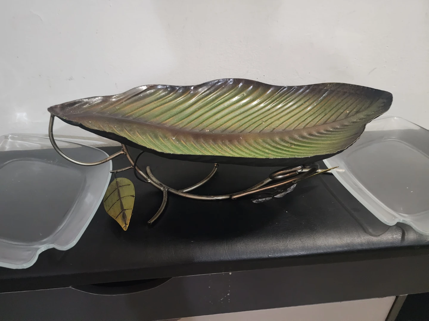 Leaf Shaped Decorative Bowl