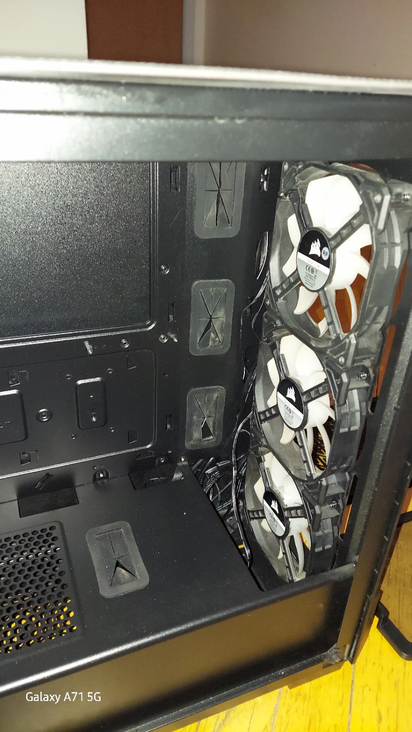 Corsair Mid-Tower ATX Computer Case - photo 3