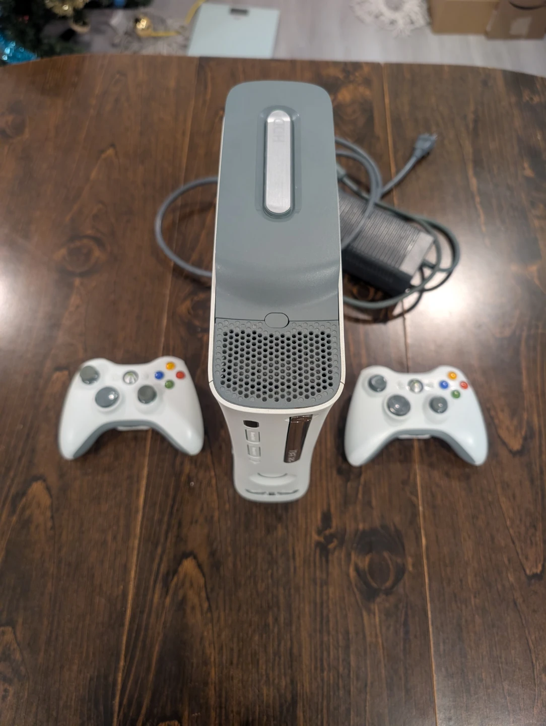 Xbox 360 Console with 2 Controllers - photo 3