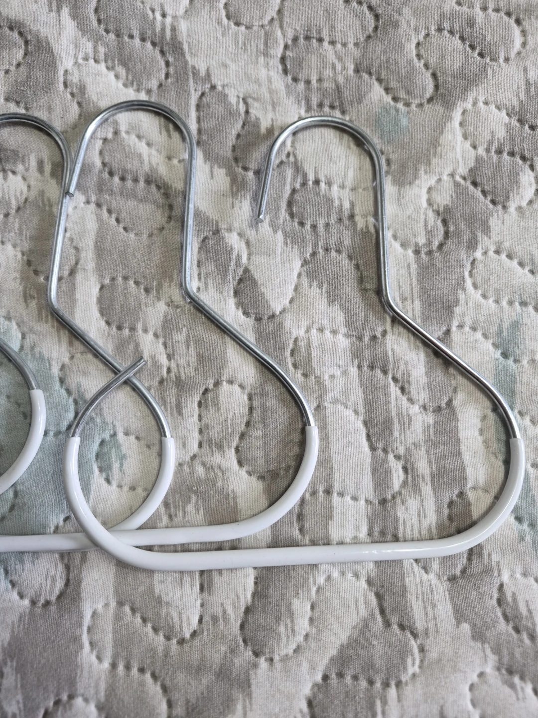 Lot of 6 Metal 5" Wide Hangers Hooks Etc. Display Hangers - photo 5