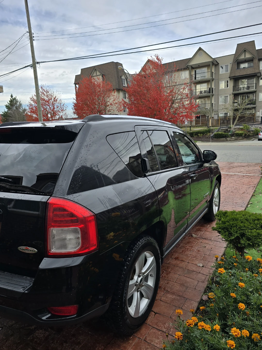 2011 Jeep Compass 4x4 SUV - photo 5