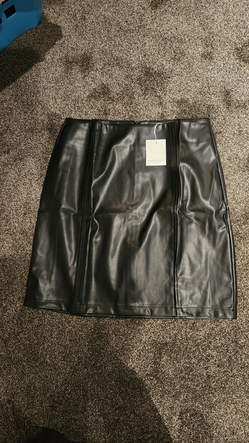 MANGOPOP Collection Black Faux Leather Mini Skirt - Size M - photo 2