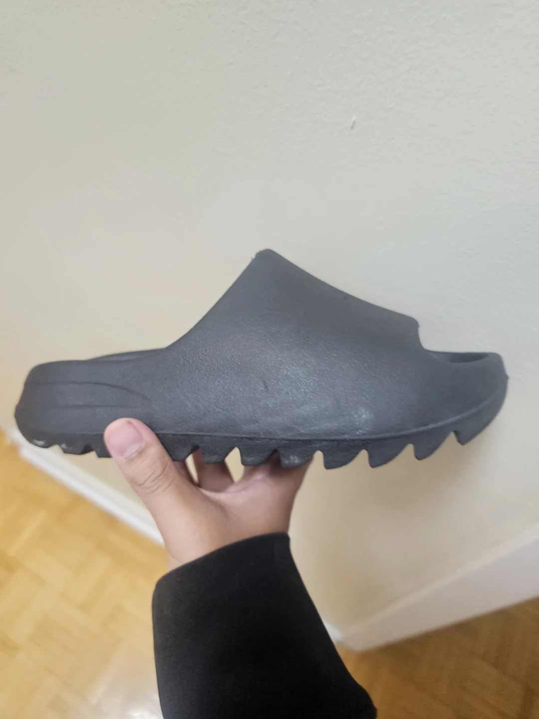 Adidas Yeezy Slides - Size 5-Black - photo 4