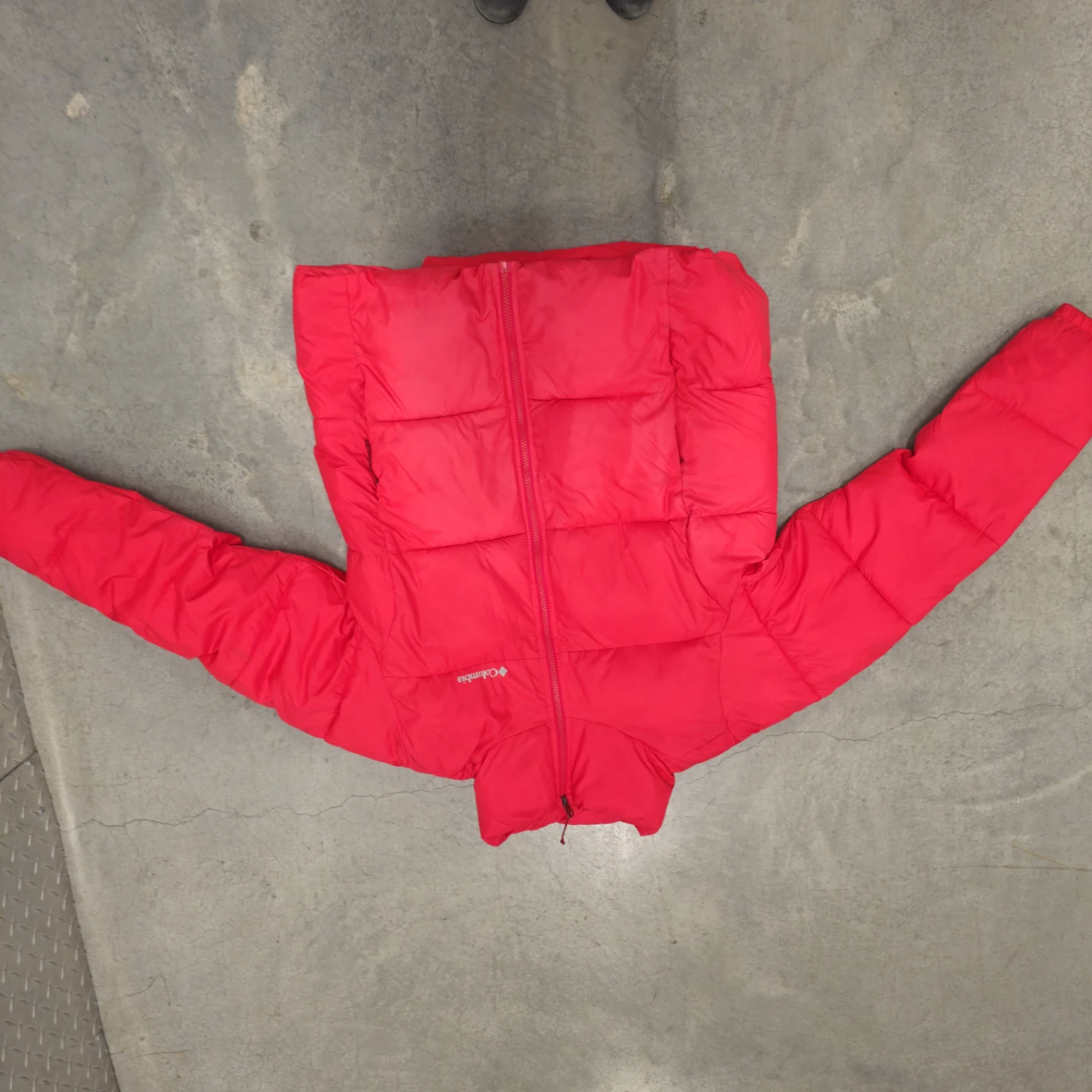 Columbia Red Puffer Jacket - Size L