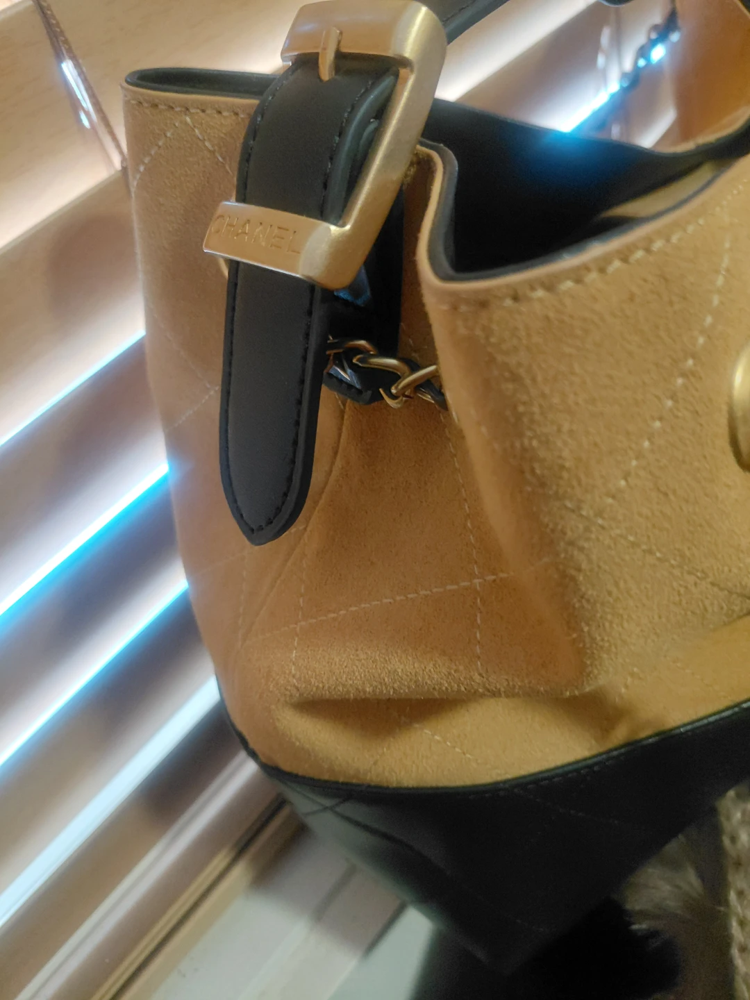Chanel Suede & Leather Shoulder Bag - photo 3