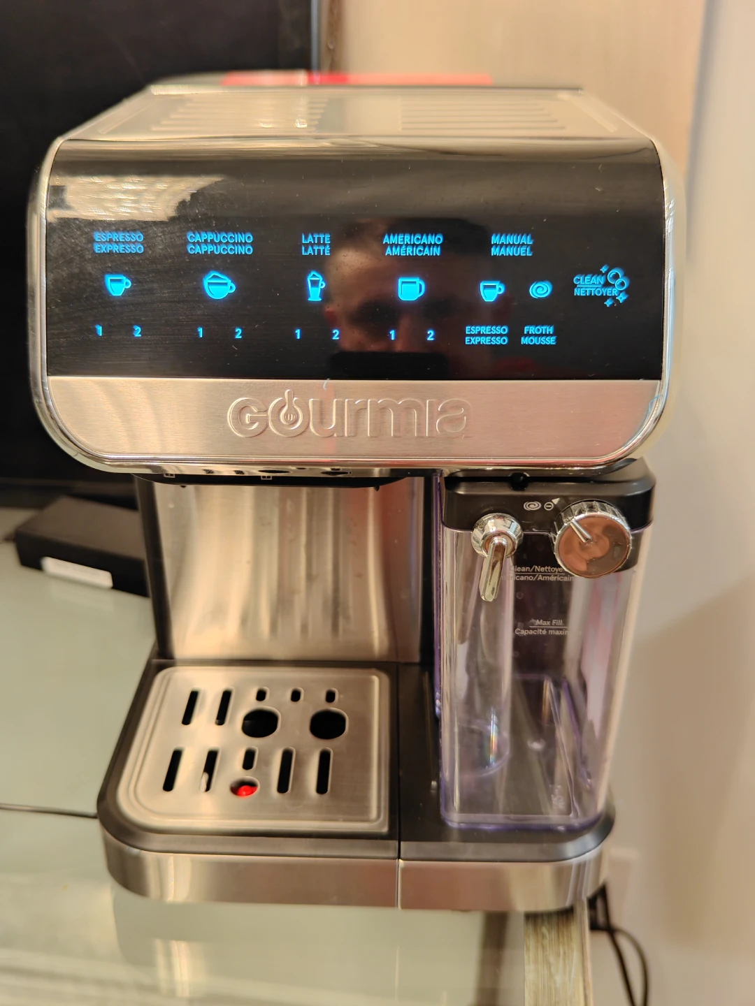 Gourmia GCM4230 Espresso Machine - Like New!