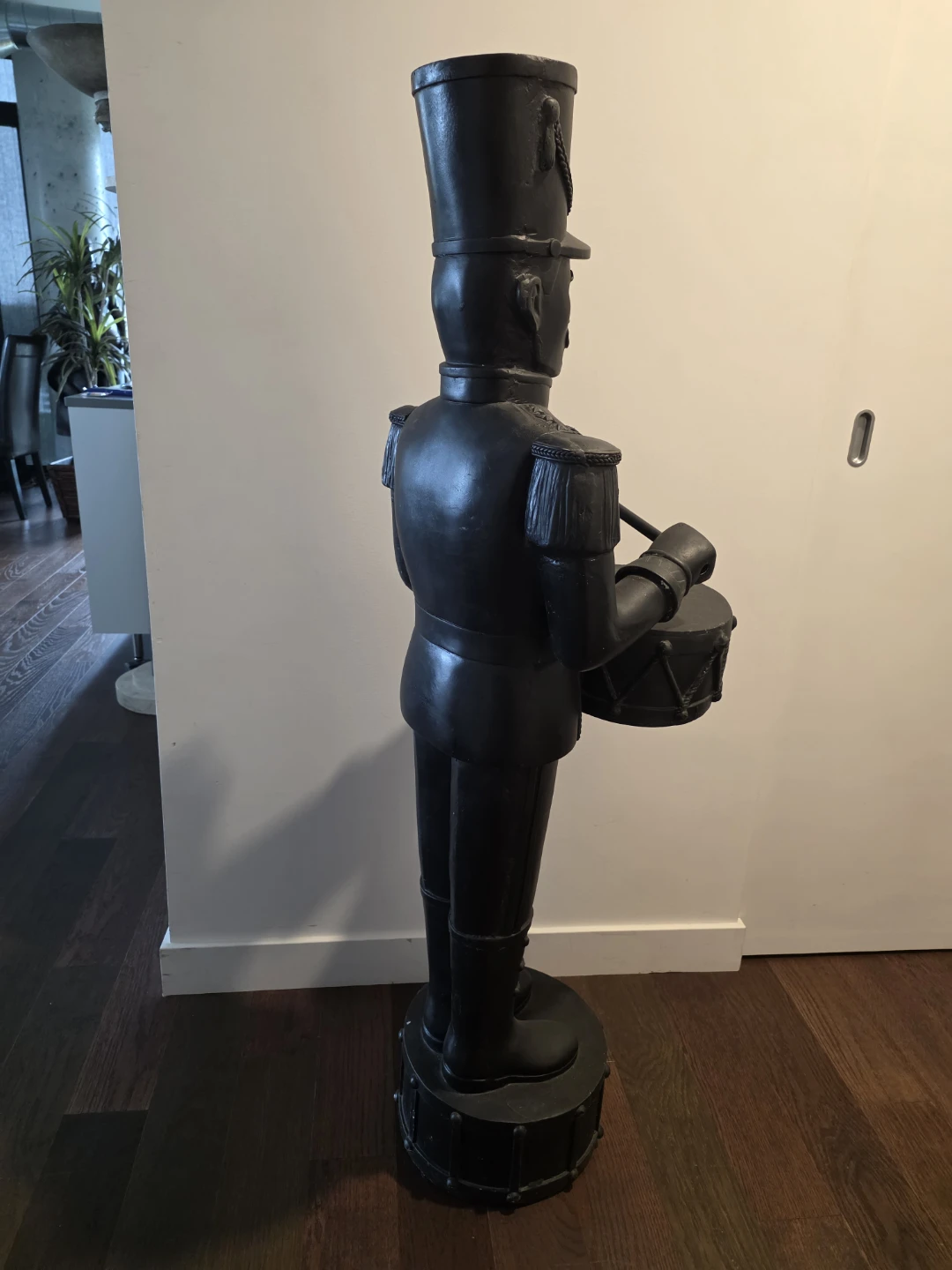 Nutcracker Statue - Black - photo 3