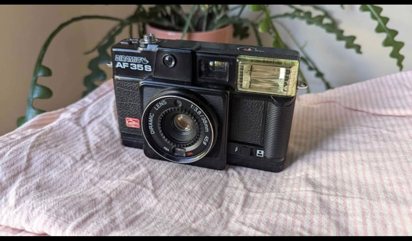 RARE Diramic AF 35s - 38mm Diramic Lens - needs repair