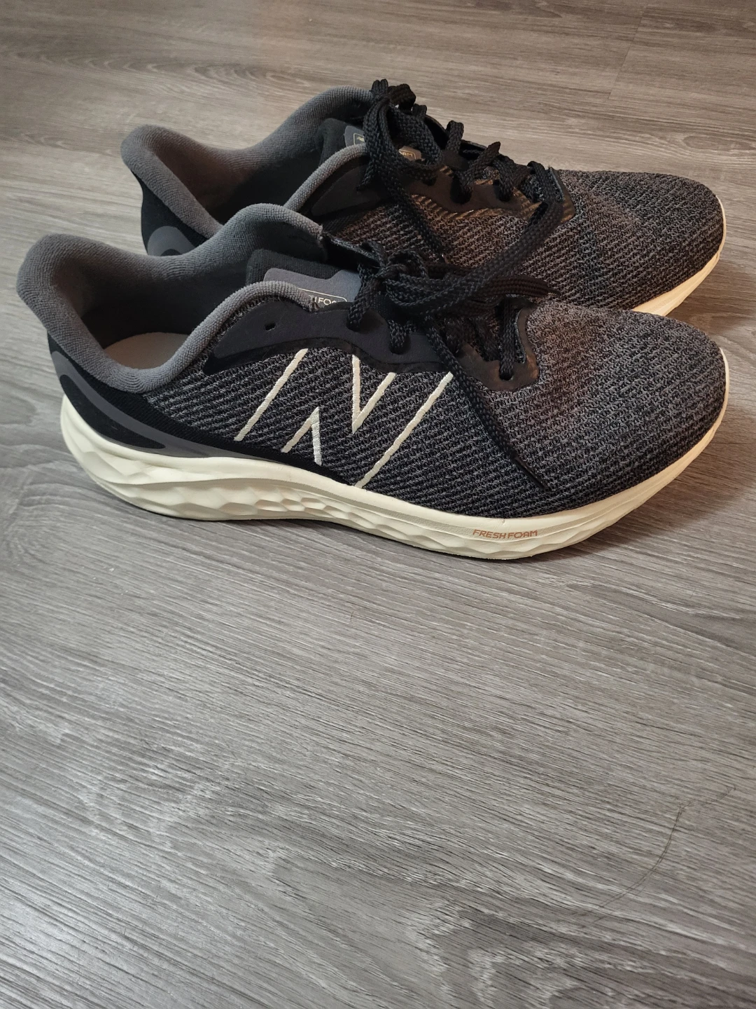 New Balance Fresh Foam Arishi v4 Running Shoes