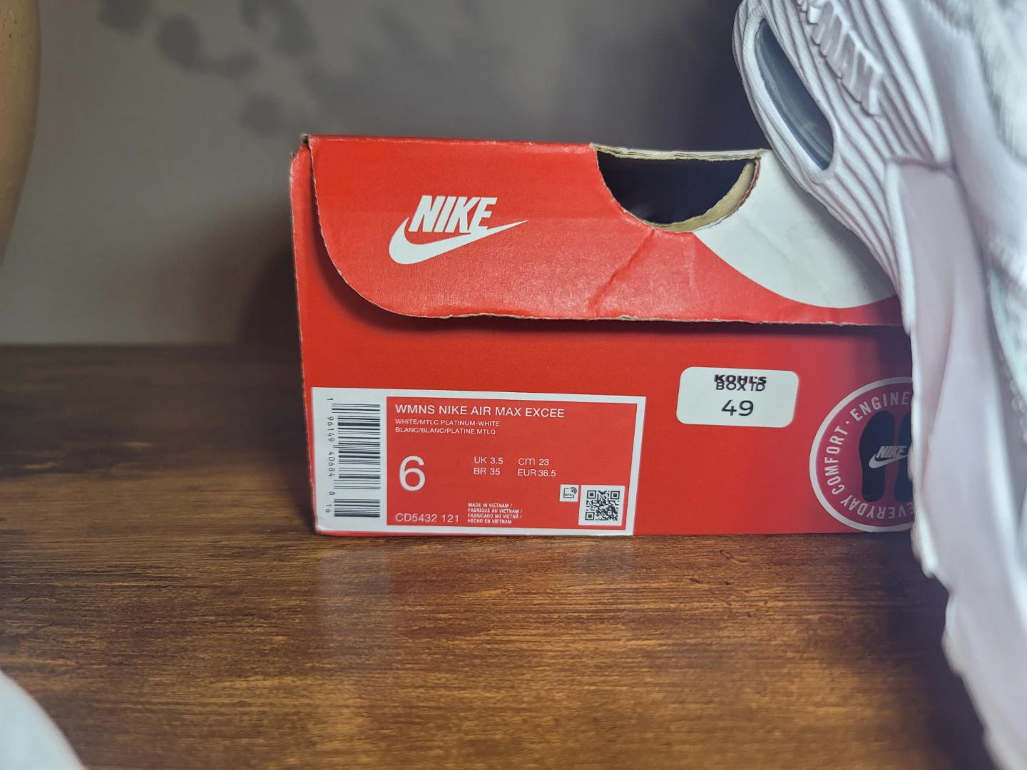 Nike Air Max Excee Women's Shoes White Platinum Size 6 - photo 2