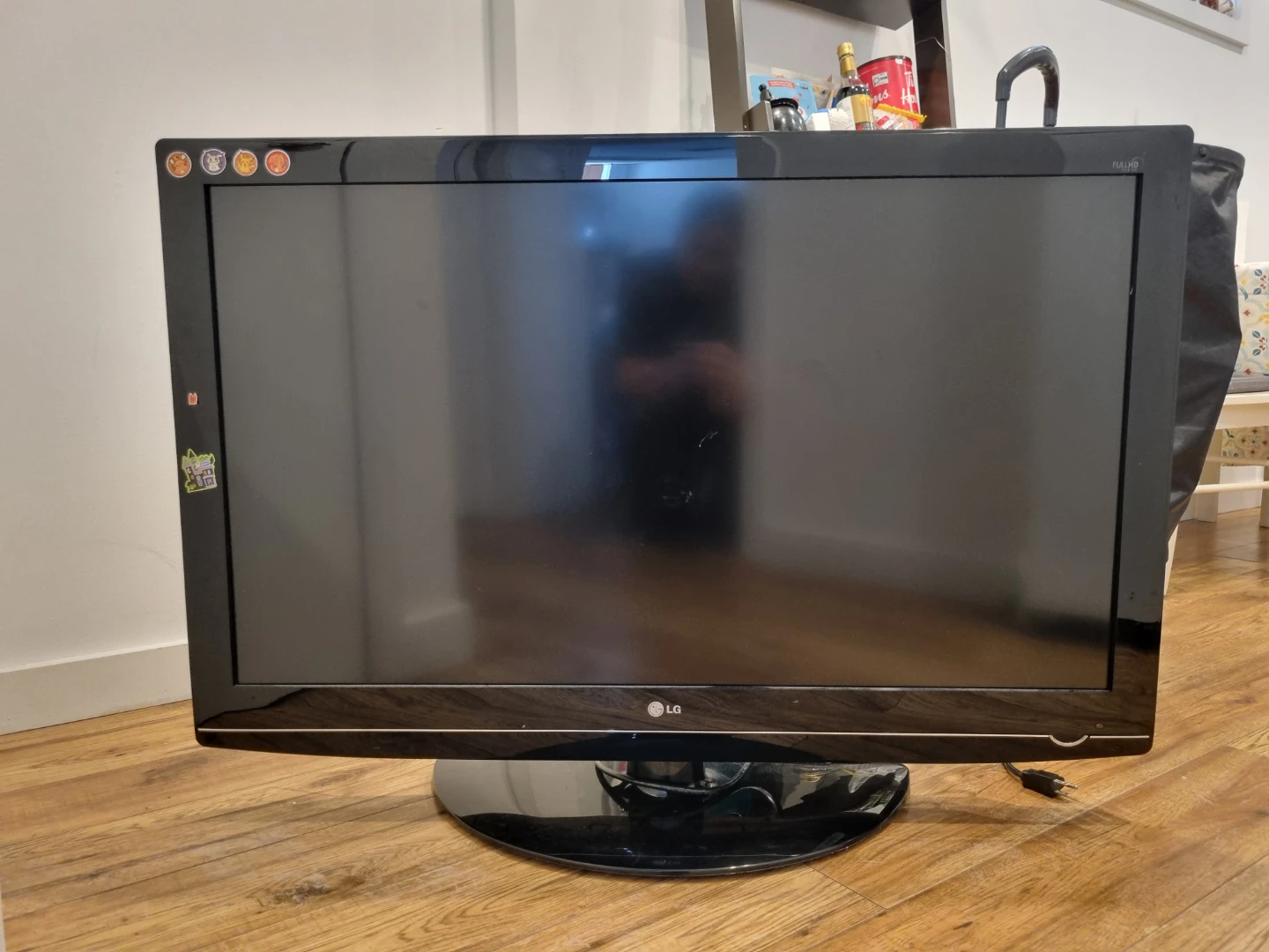 LG 42" Full HD TV