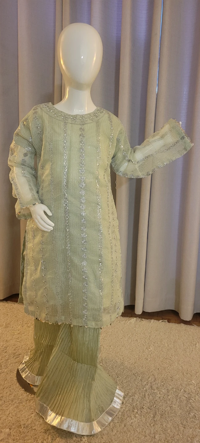Kids' Sequined Kurti and Palazzo Pants Set - photo 2