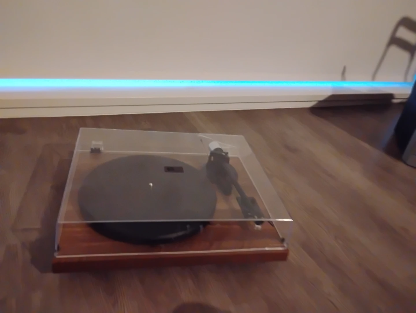 Record Player Turntable with Dust Cover for repair and parts - photo 2
