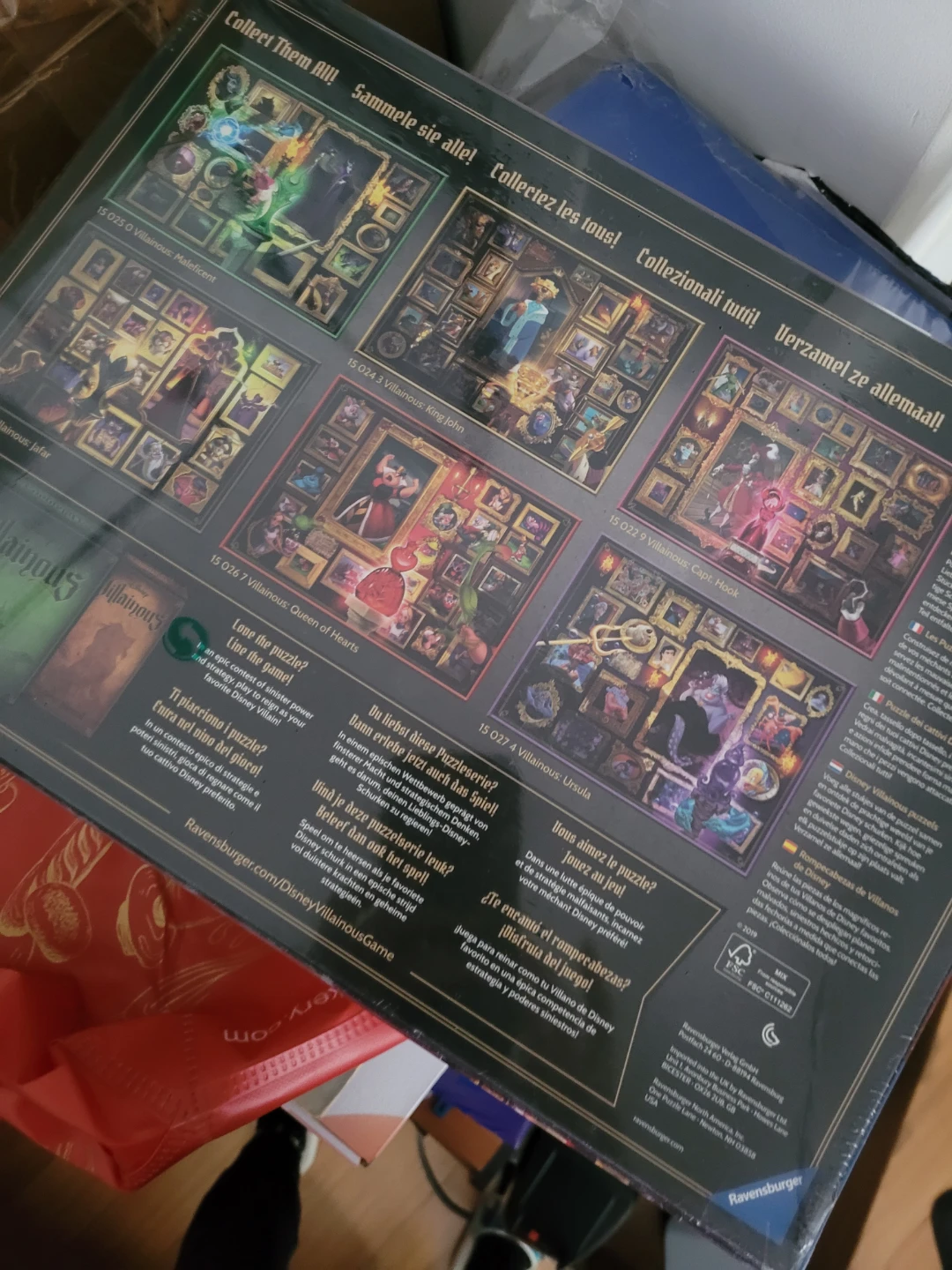 Ravensburger Disney Villainous Queen of Hearts 1000pc Puzzle - photo 3