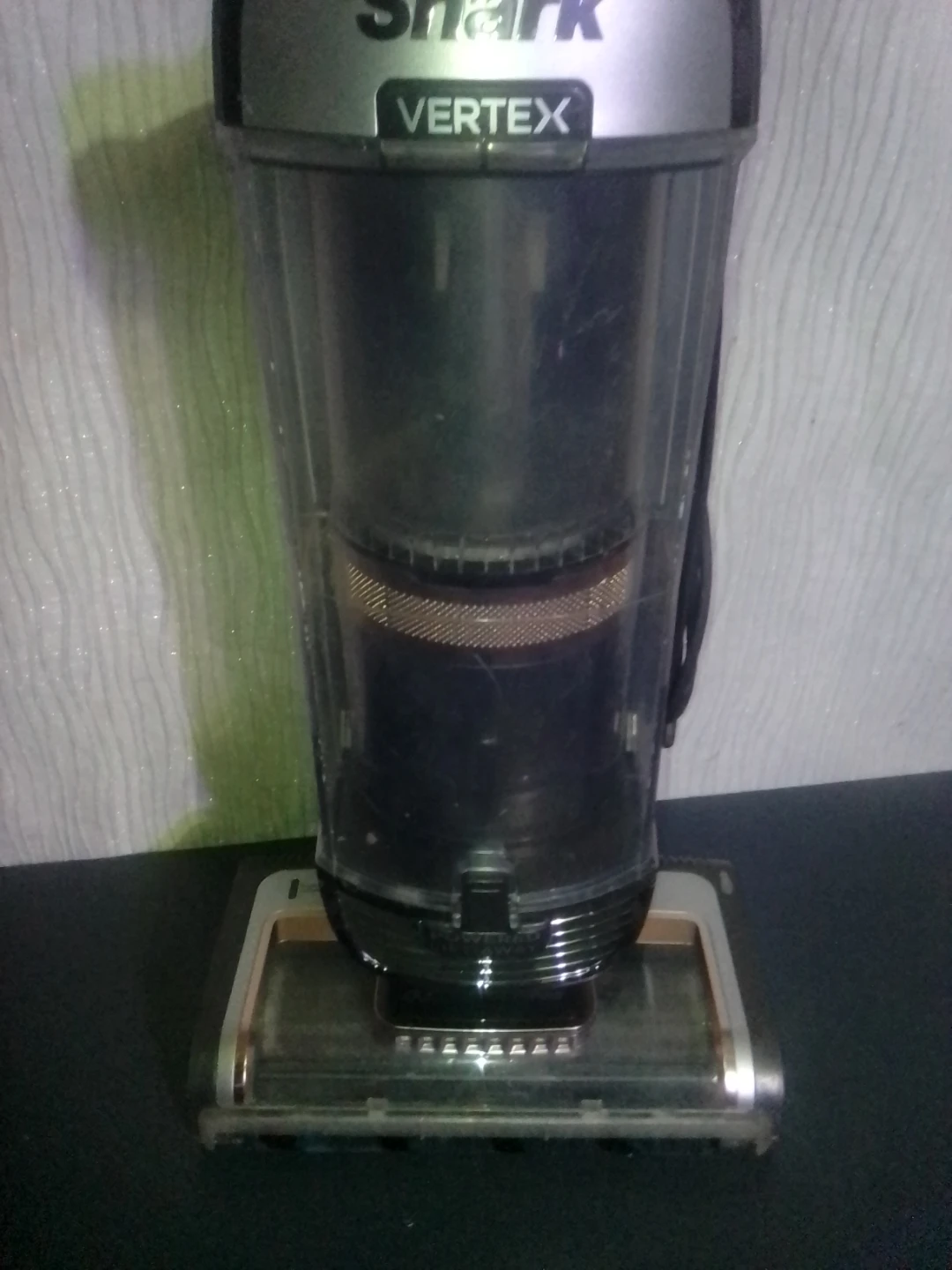 Shark Vertex Upright Vacuum Cleaner - photo 3
