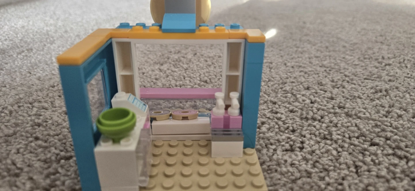 LEGO Friends Donut Shop
