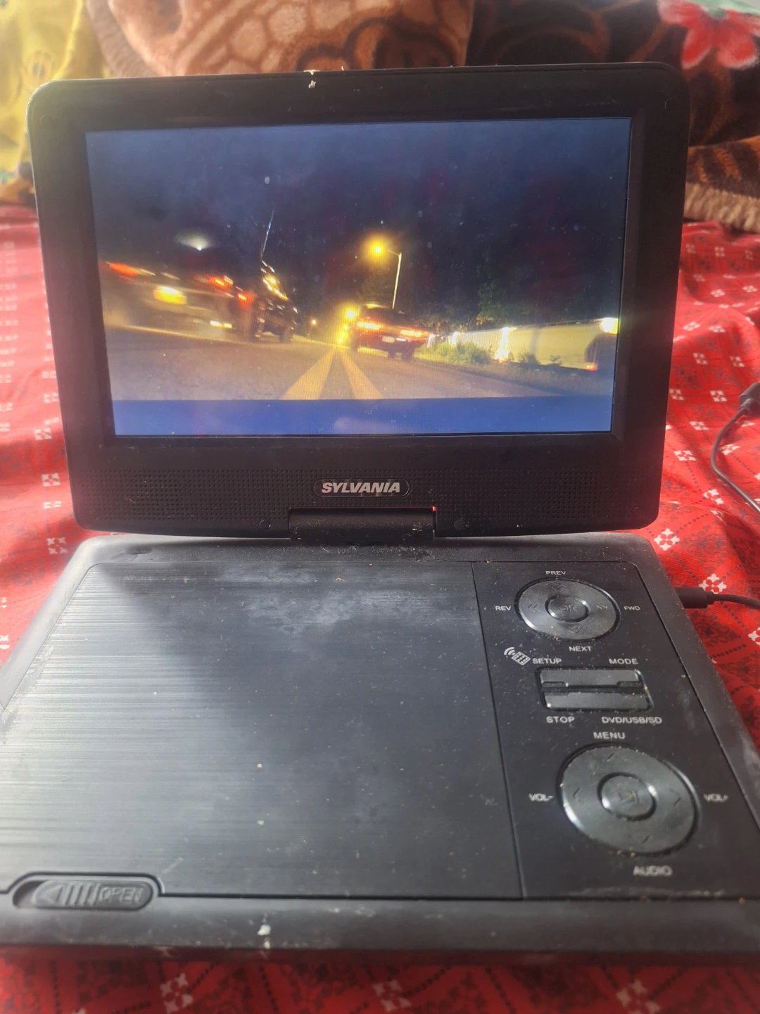 DvD player portable - photo 2