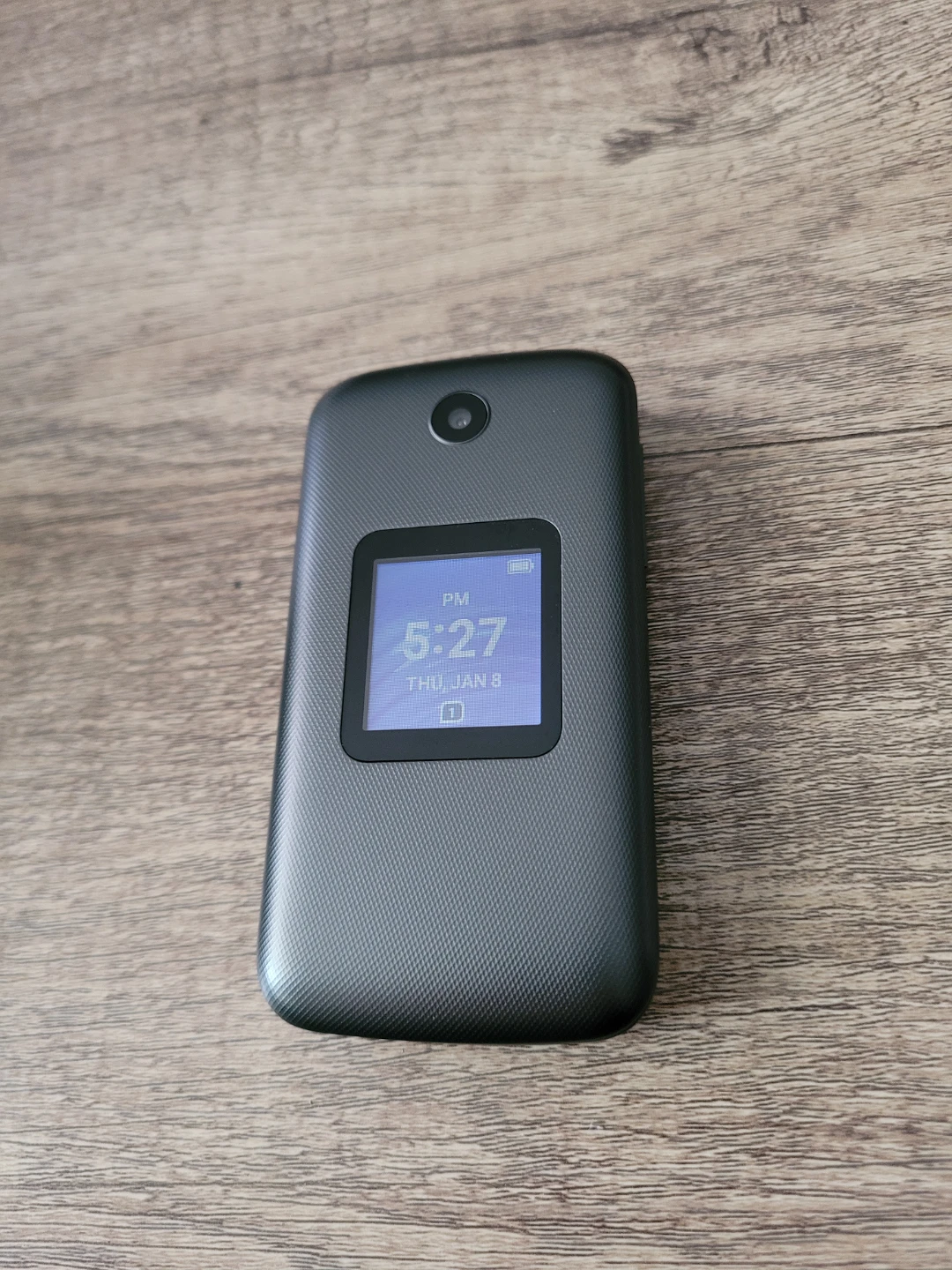 TCL Flip Phone - photo 2