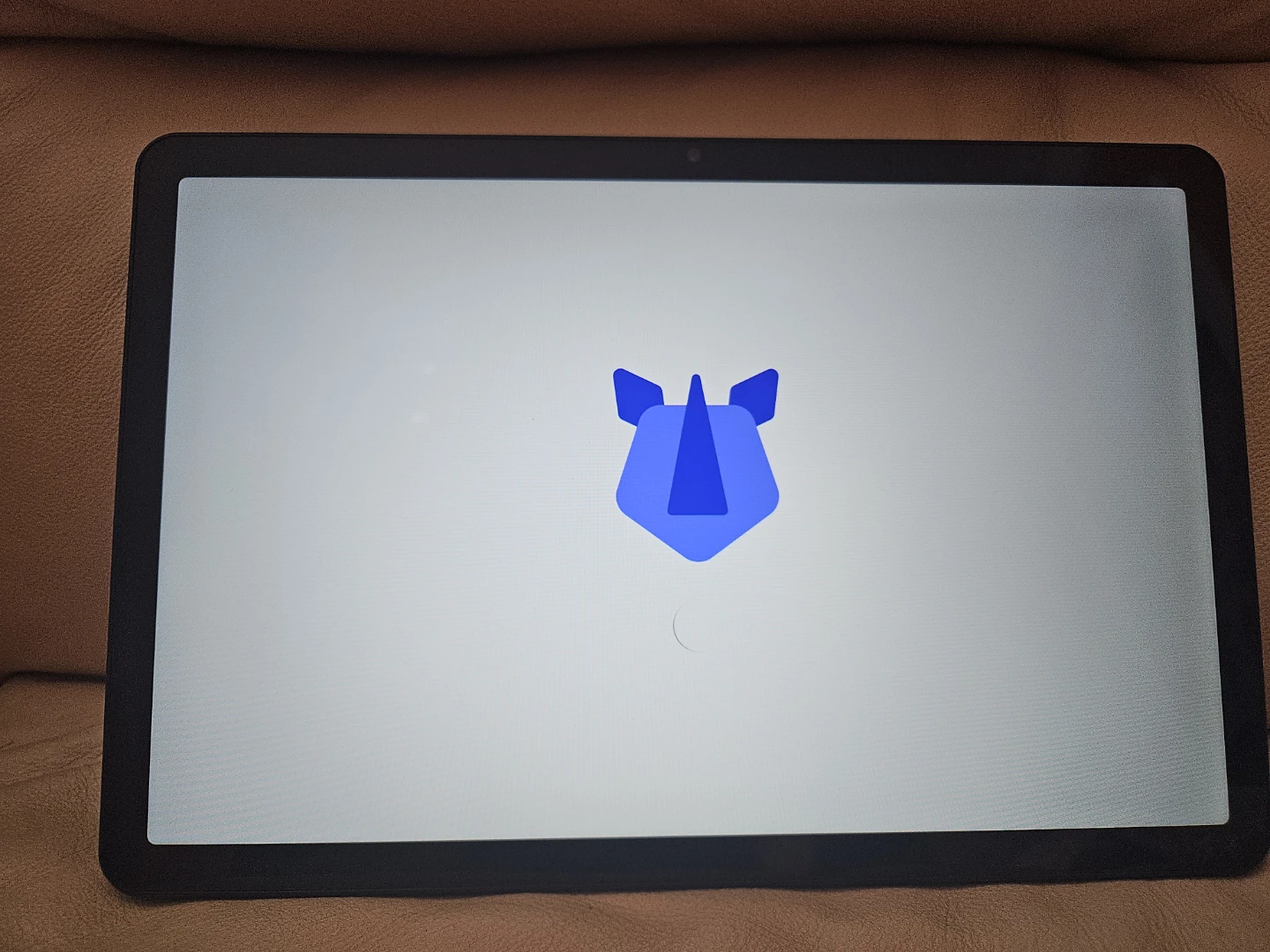 Rhino T105 Tablet - 32GB Gray - photo 2