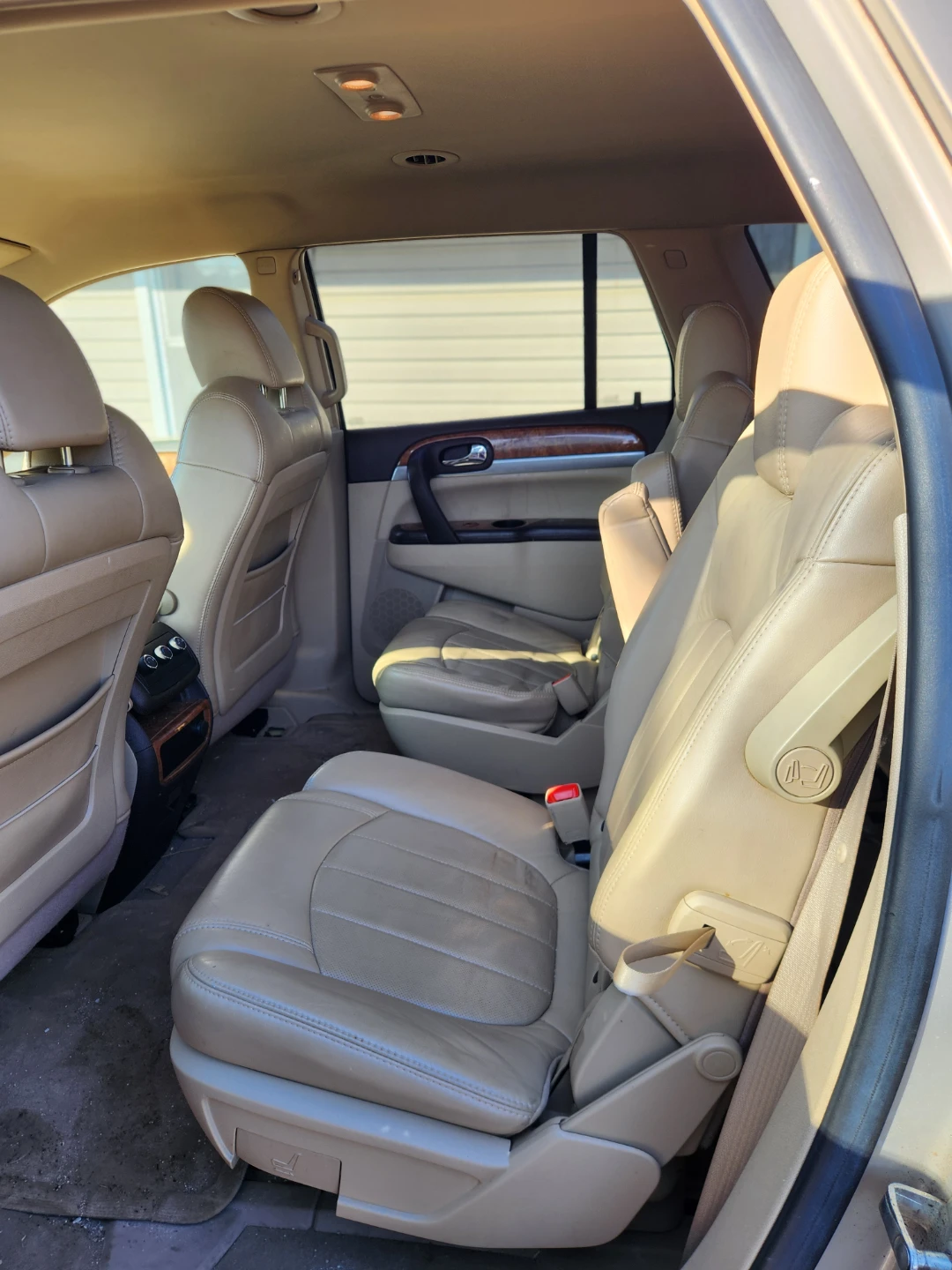 2008 Buick Enclave - SUV - photo 5
