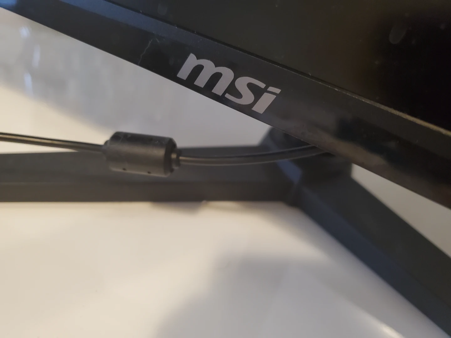 MSI G323CV 32" Curved Gaming Monitor - photo 2