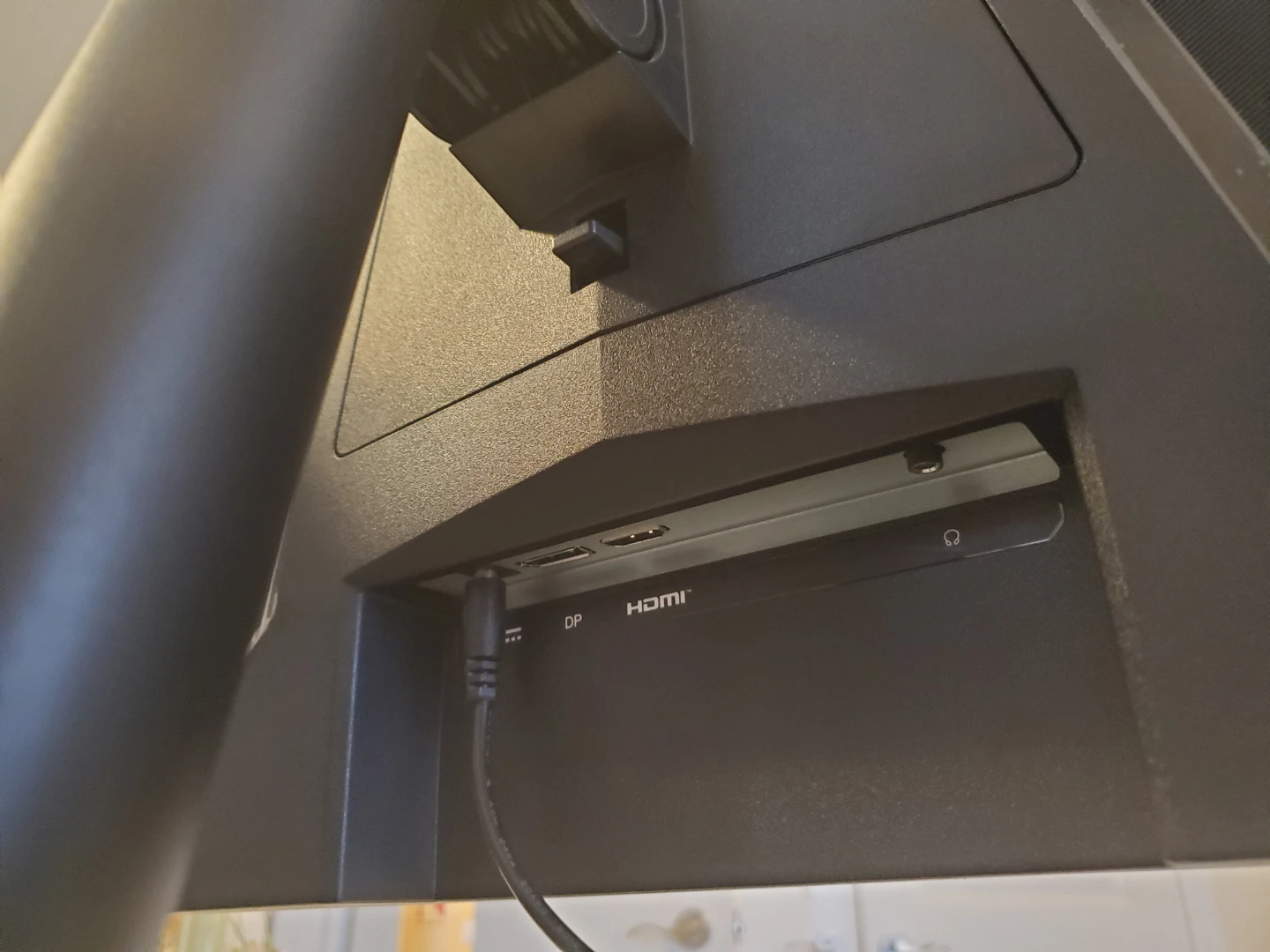 MSI G323CV 32" Curved Gaming Monitor - photo 4