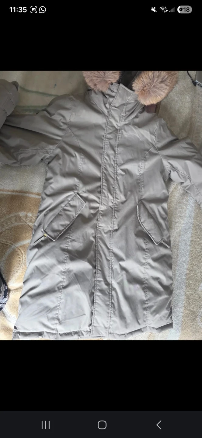 Aritzia The Summit Parka, Size L - photo 3