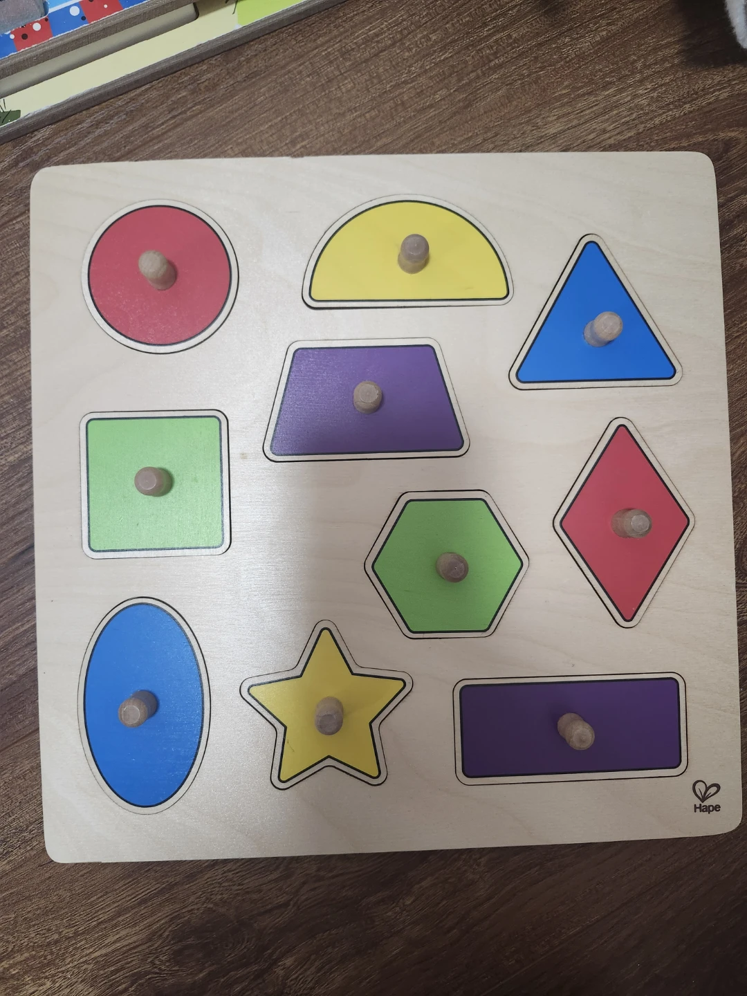 Free 4 Knob wooden puzzles and a board book - photo 3