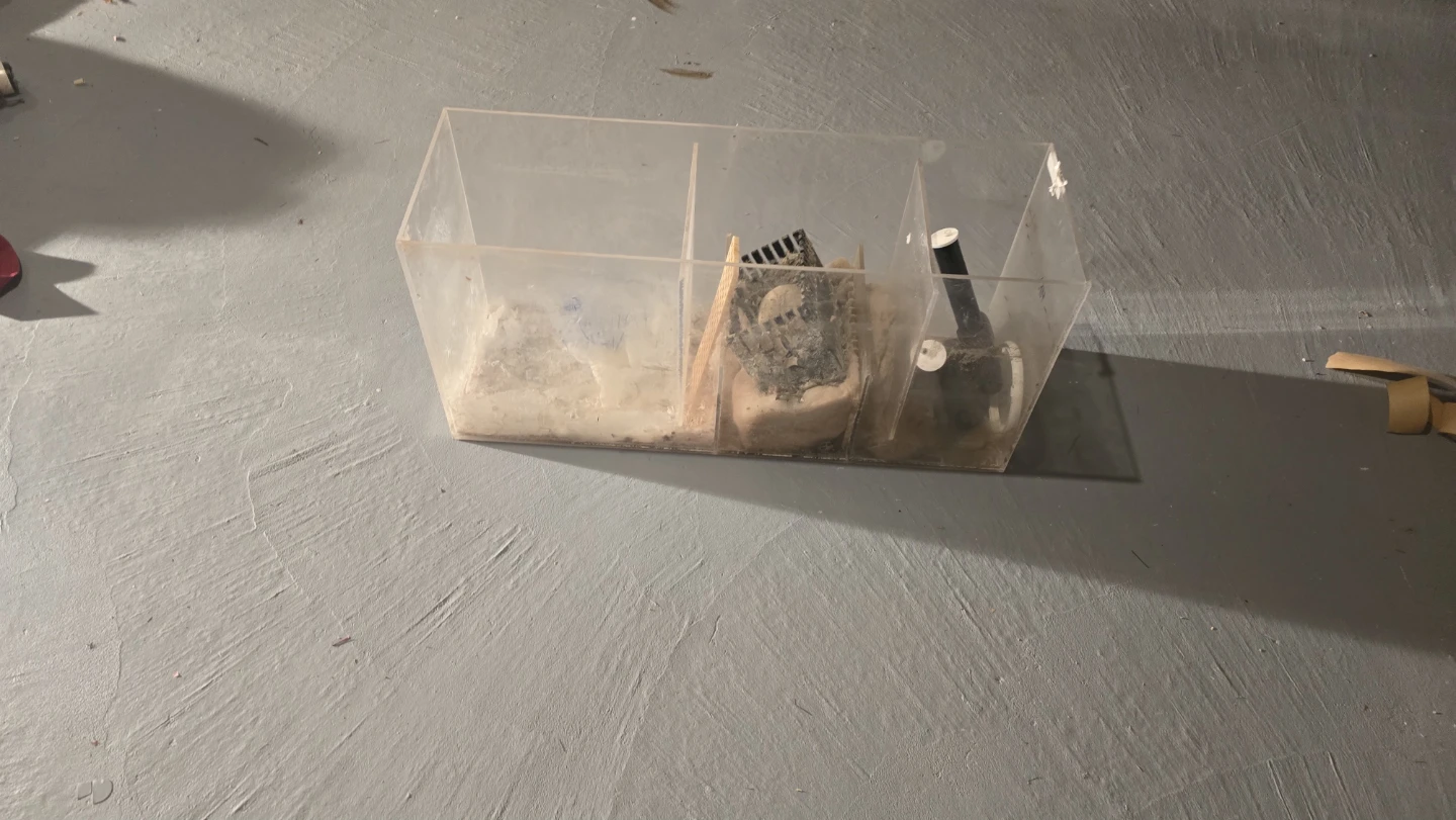 Clear Acrylic Aquarium Filter Box - photo 2
