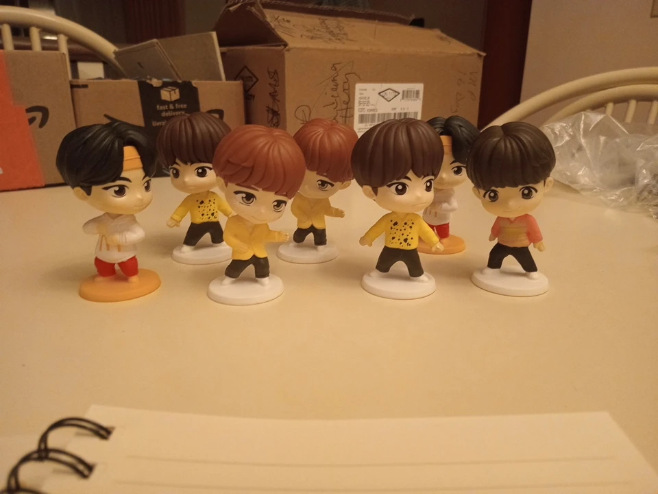 BTS TinyTAN figures