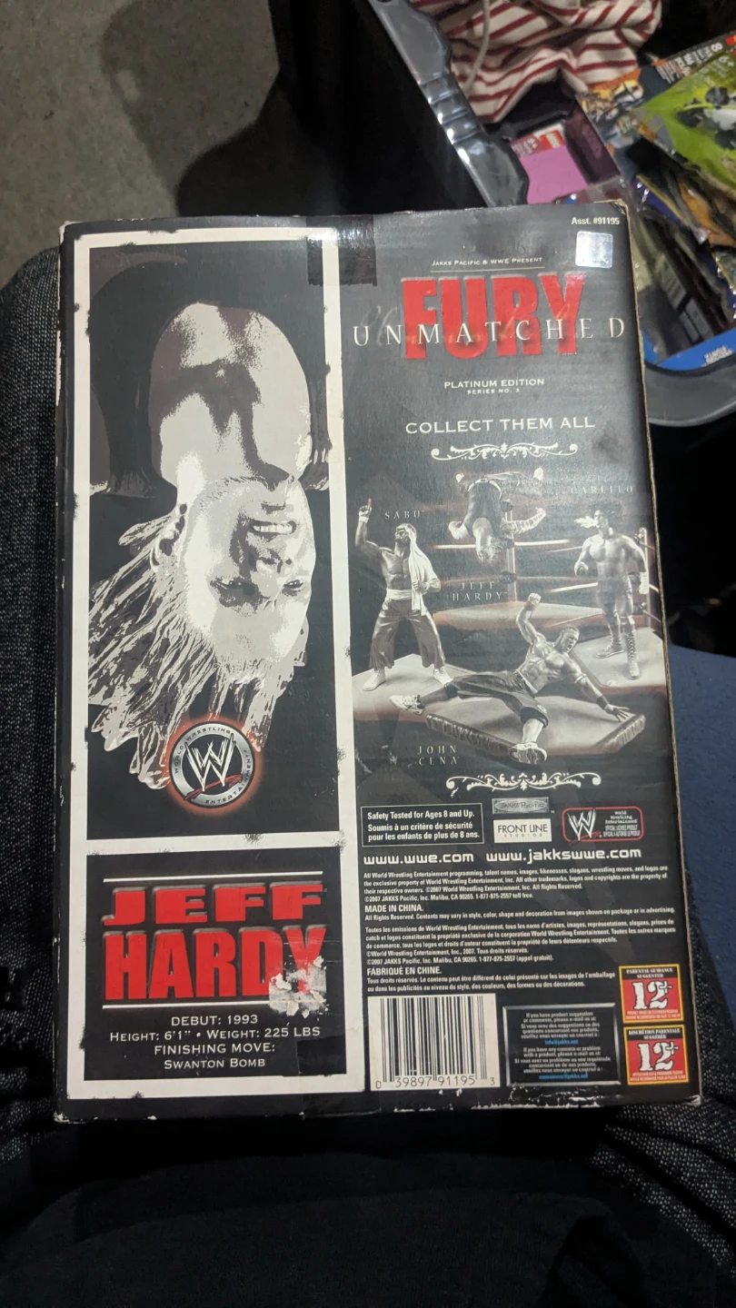 WWE Platinum Edition Jeff Hardy Figure - photo 2