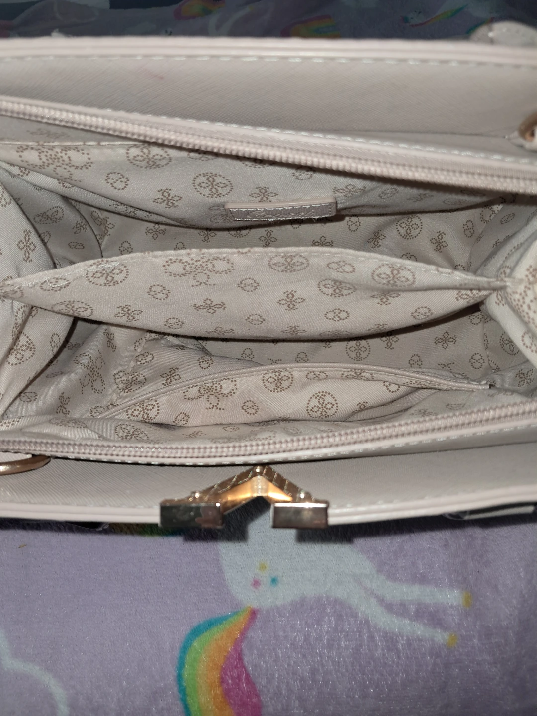 Beige V-Logo Top Handle Satchel Handbag - photo 2