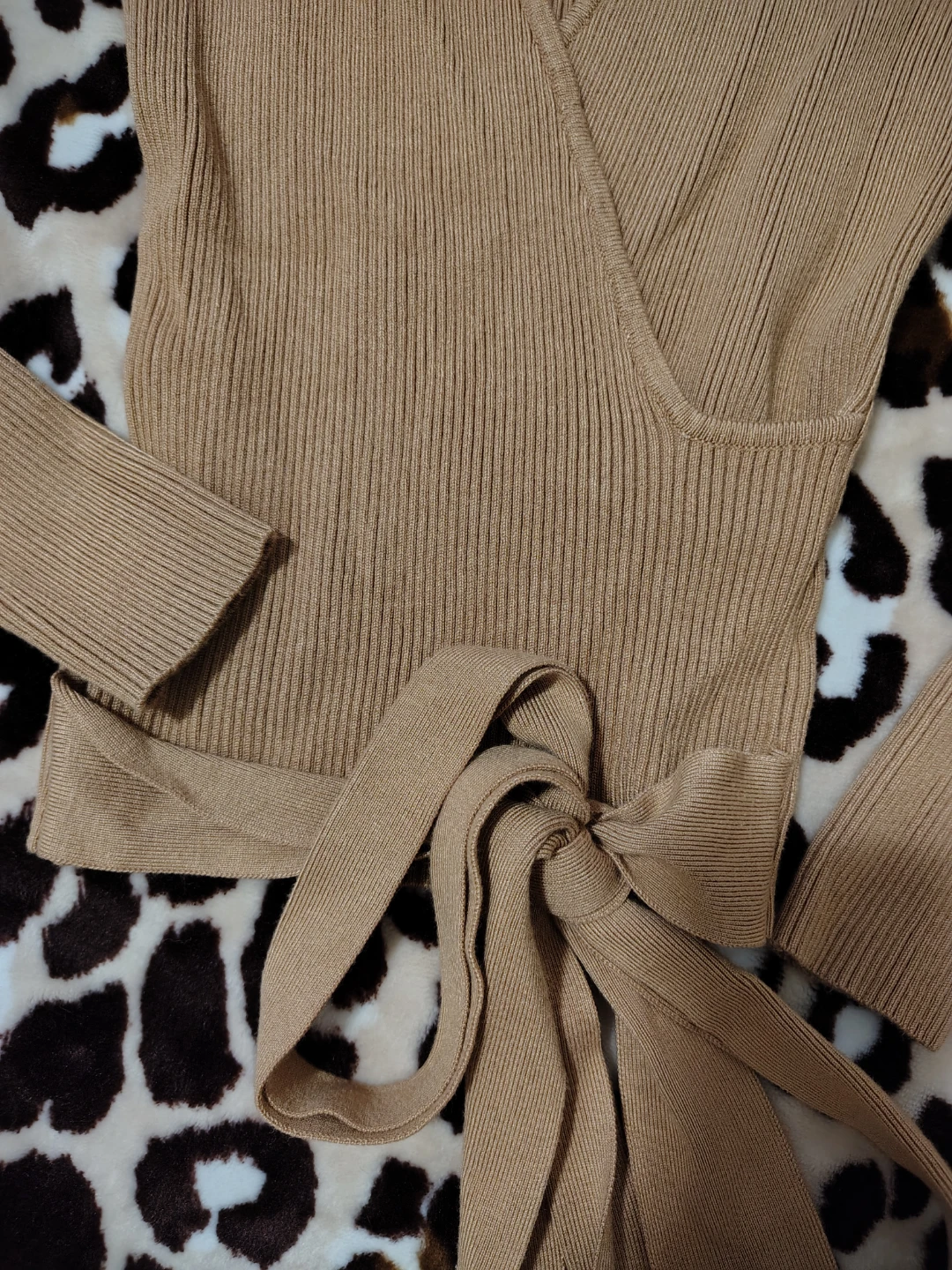 Revamped Ribbed Wrap Sweater - size M - photo 4