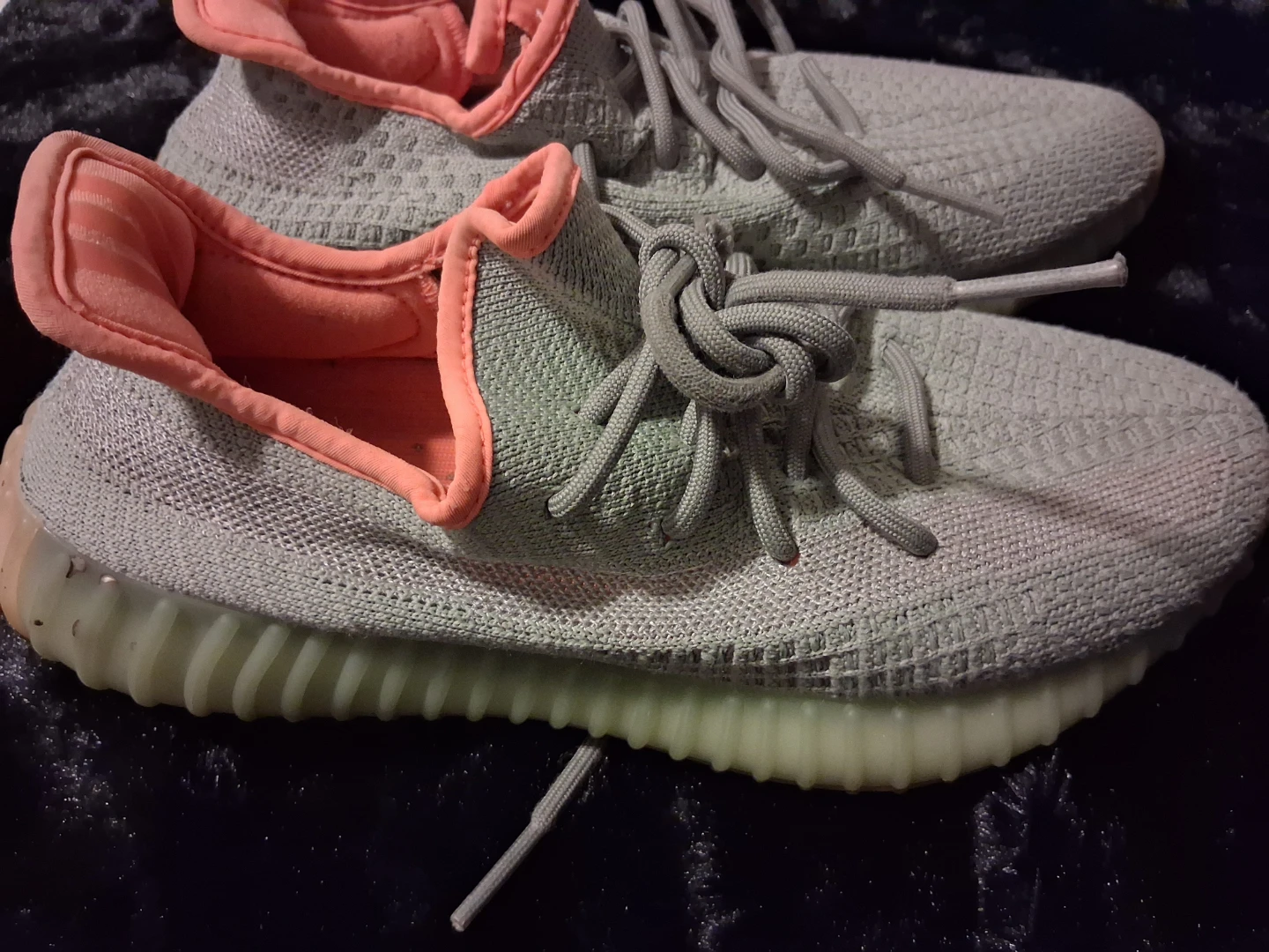 Adidas Yeezy Boost 350 V2 Sneakers