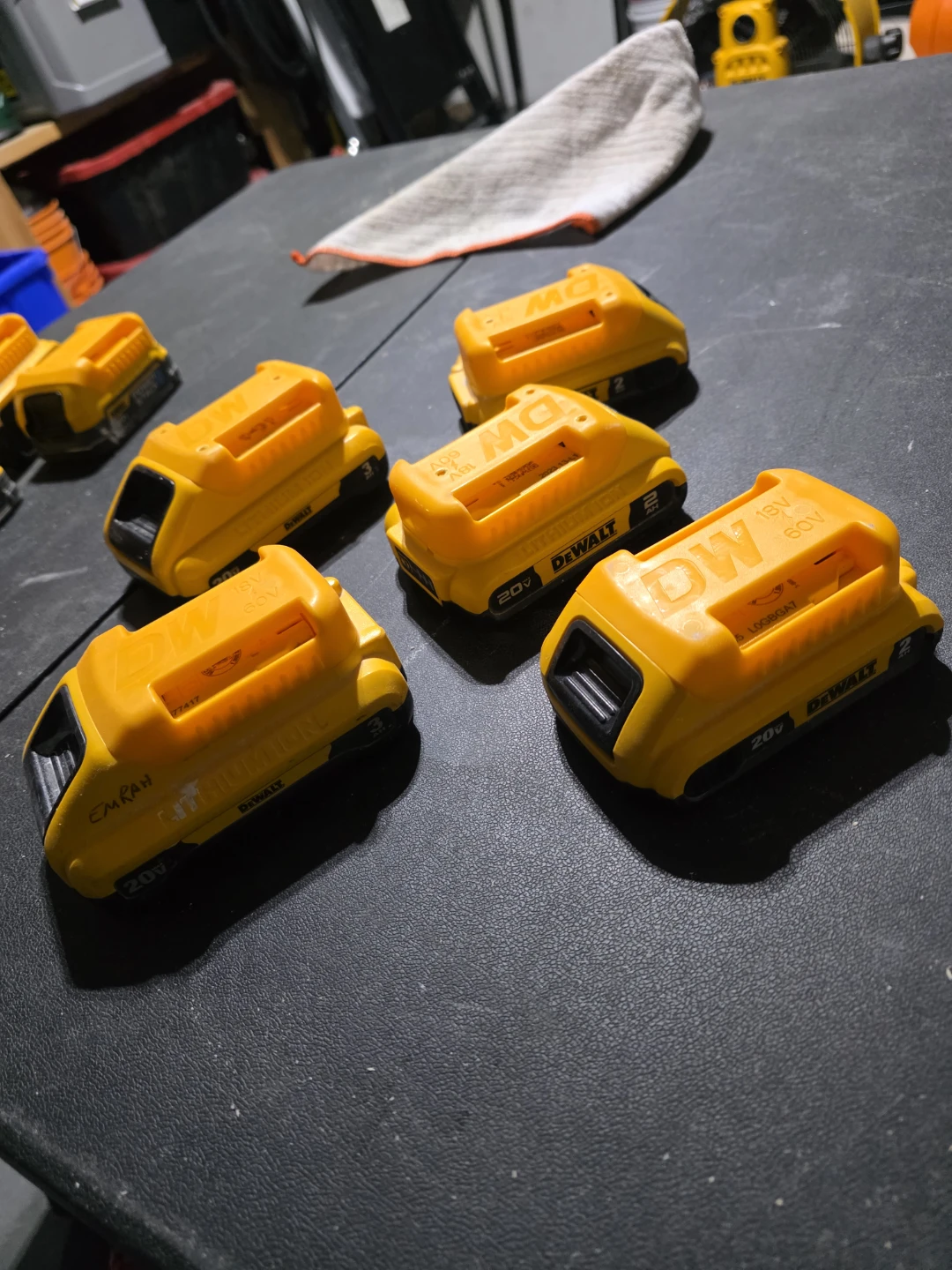 DeWalt 20V Max Lithium-Ion Batteries - photo 3