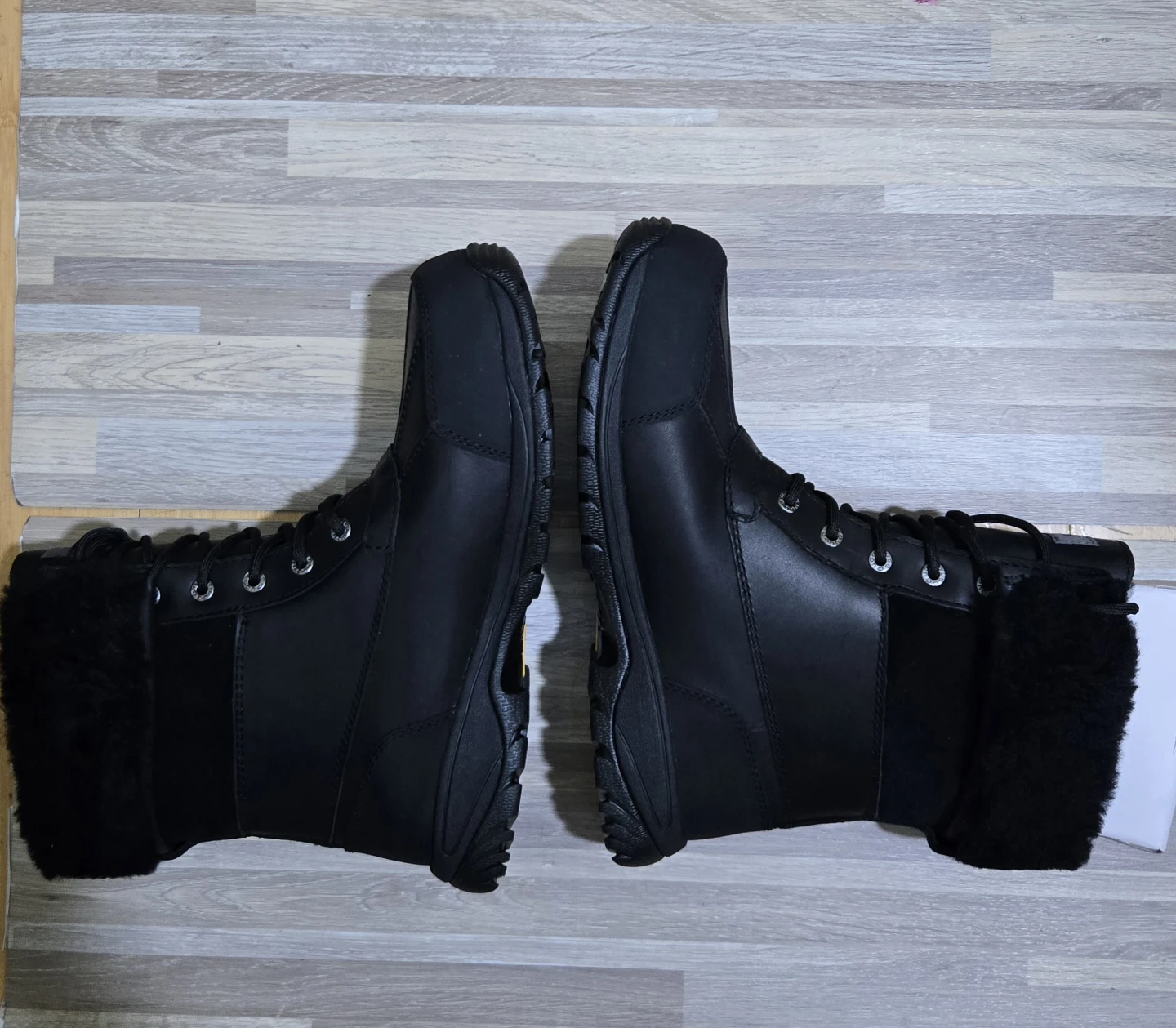 UGG M Butte Waterproof Boots - Men's 9.5 Black - photo 2