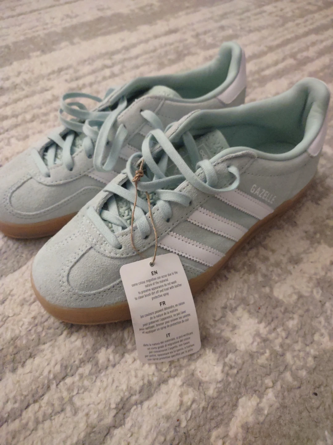 Adidas Gazelle Shoes - Size 7 US