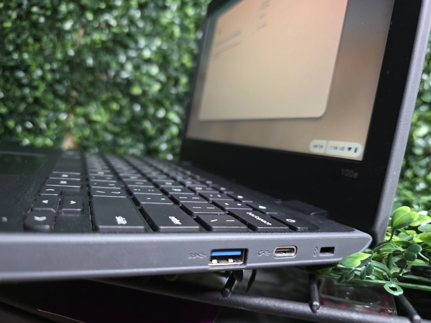 Lenovo 100e Chromebook - photo 3